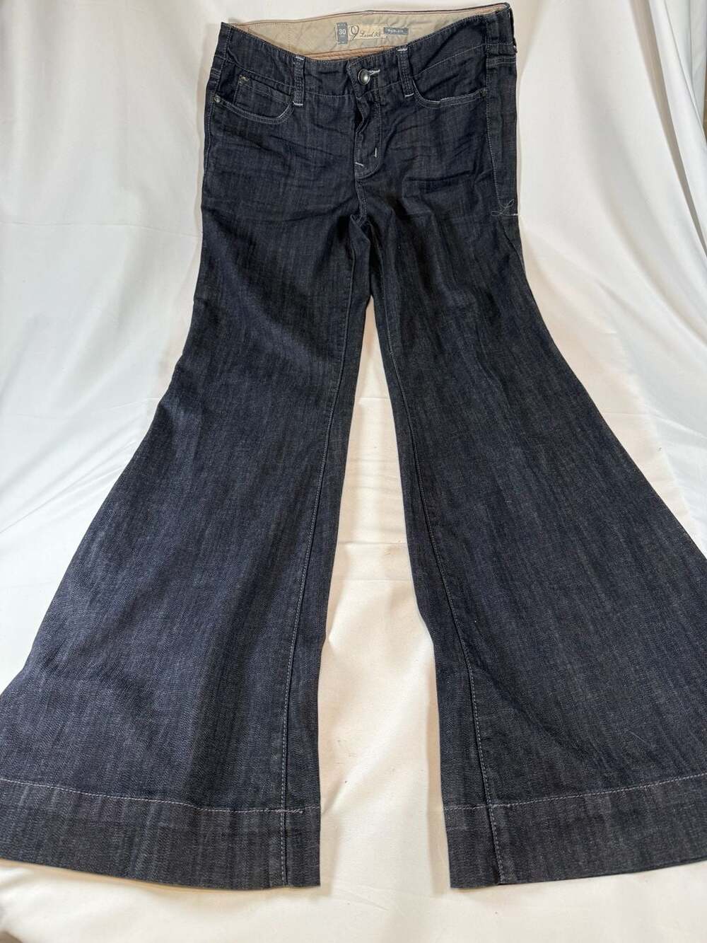 Level 99 Womens Wideleg Jeans Size 30 Dark Wash Denim Y2K Indie Vanguard Quiet L
